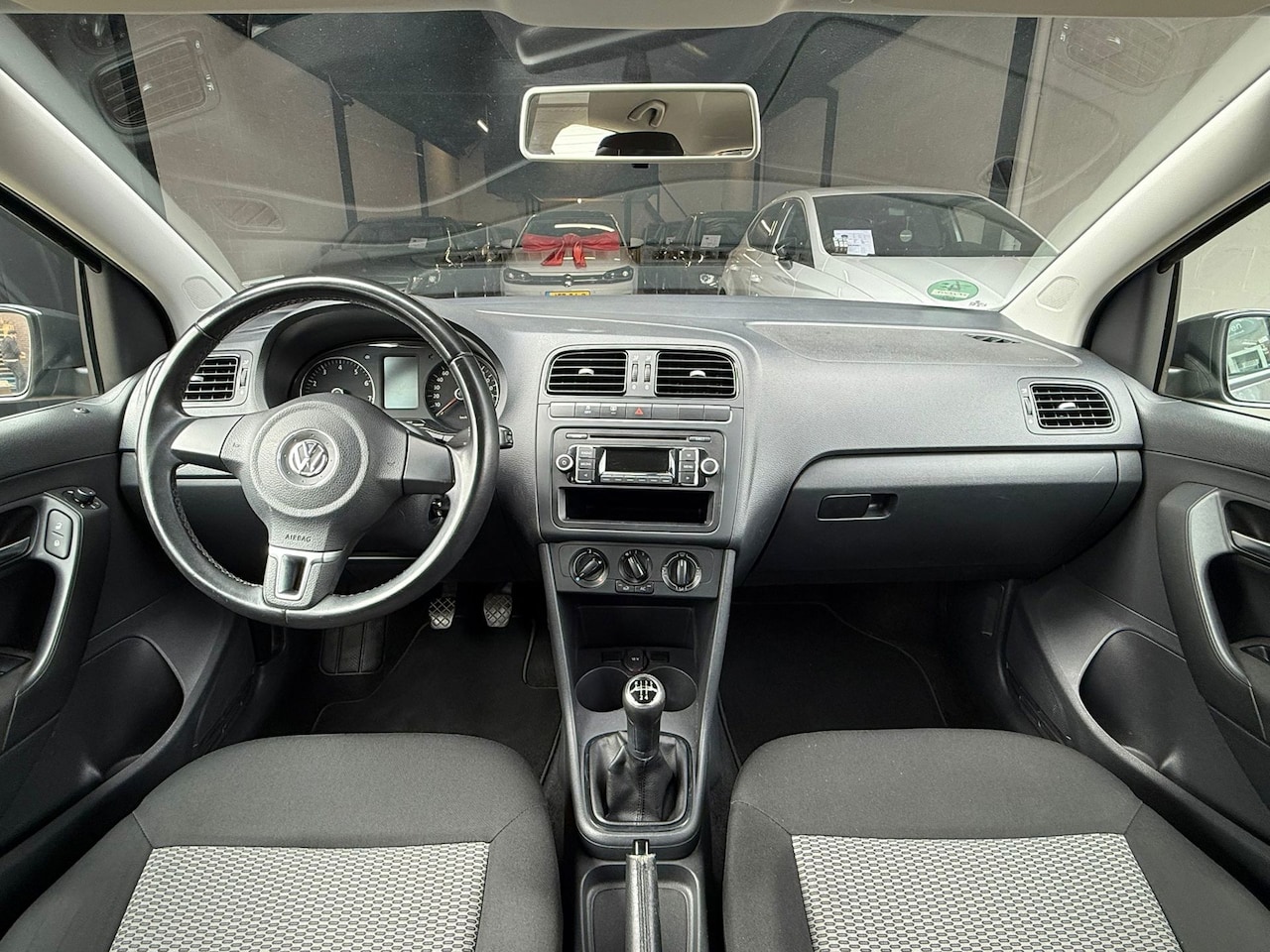 Volkswagen Polo - 1.2 TSI Highline NWE APK | Airco 2012 - AutoWereld.nl