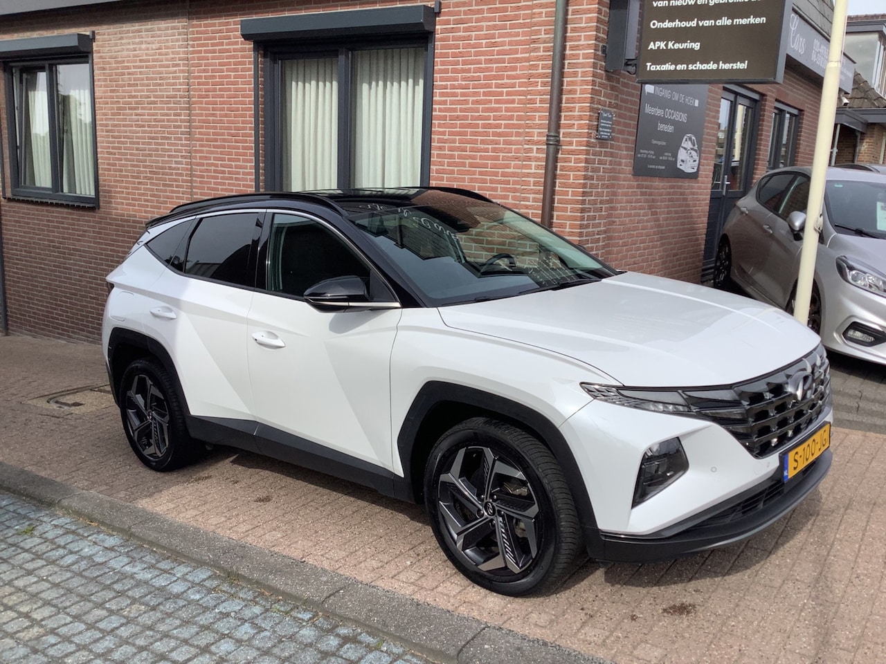 Hyundai Tucson - 1.6 T-GDI PHEV Comfort 4WD 1.6 T-GDI PHEV Comfort 4WD plug-in - AutoWereld.nl