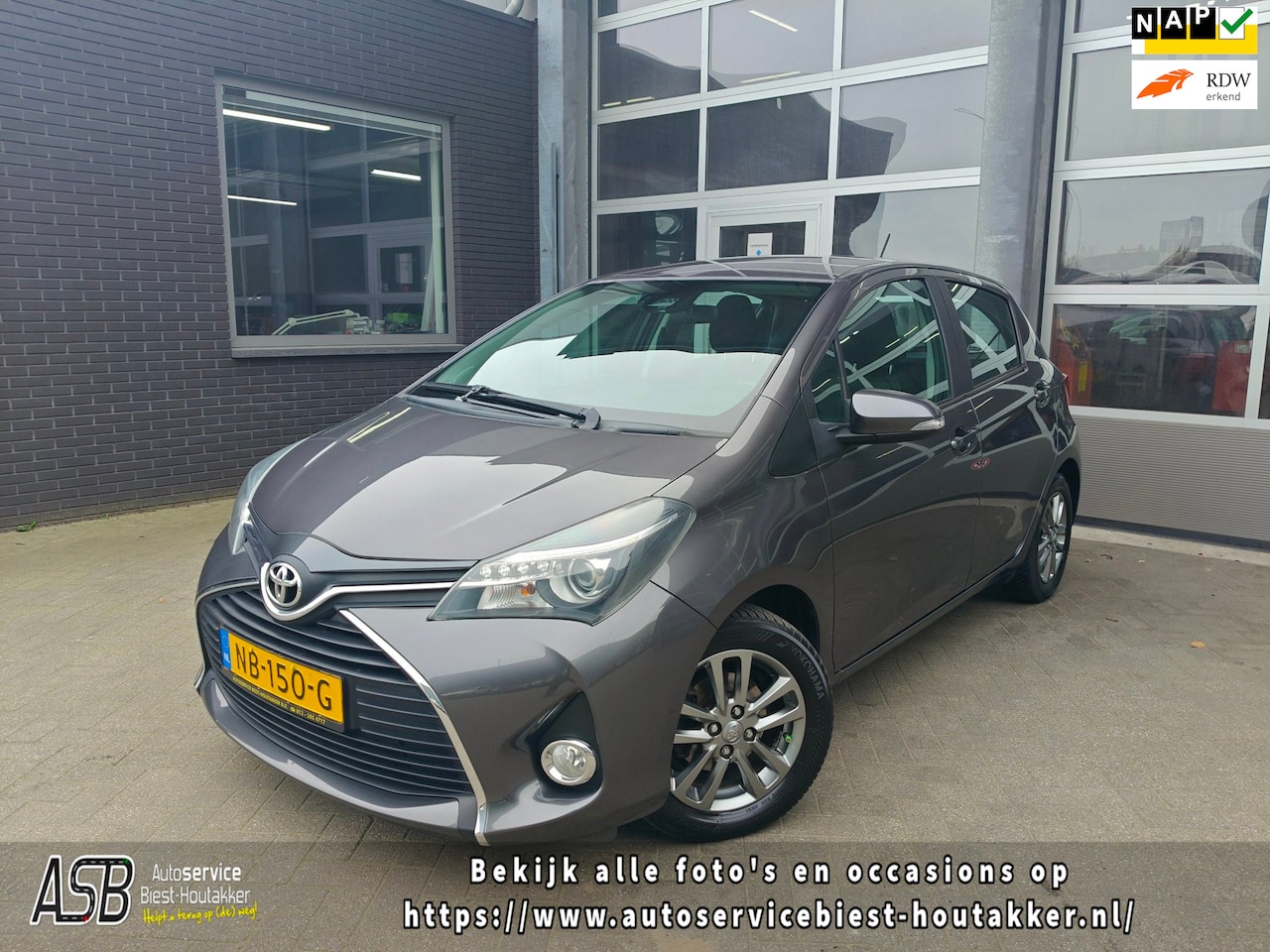 Toyota Yaris - 1.3 VVT-i Trend | Navigatie | Airco | Cruise | Achteruitrijcamera | Hoge instap - AutoWereld.nl
