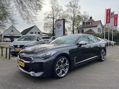 Kia Stinger - 2.0 T-GDI GT-LINE 256PK AUTOMAAT / SCHUIFDAK / HARMAN KARDON / 360 CAMERA / AFN. TREKHAAK