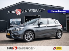 BMW 2-serie Active Tourer - 218i High Executive 136pk | Automaat | Navi | Clima | Trekhaak 1.300 kg