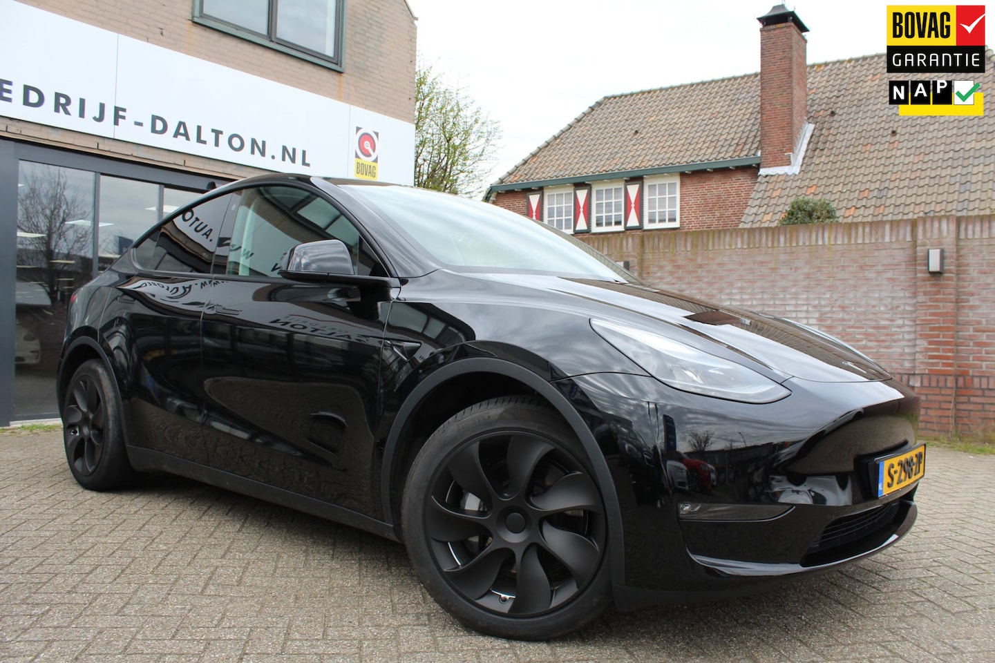 Tesla Model Y - Long Range AWD 75 kWh LAGE KM! / 1e EIG. / INCL. BTW - AutoWereld.nl