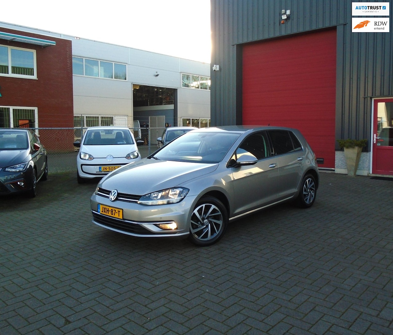 Volkswagen Golf - 1.0 TSI Comfortline 1.0 TSI Comfortline,Automaat,Navi,Cruise - AutoWereld.nl