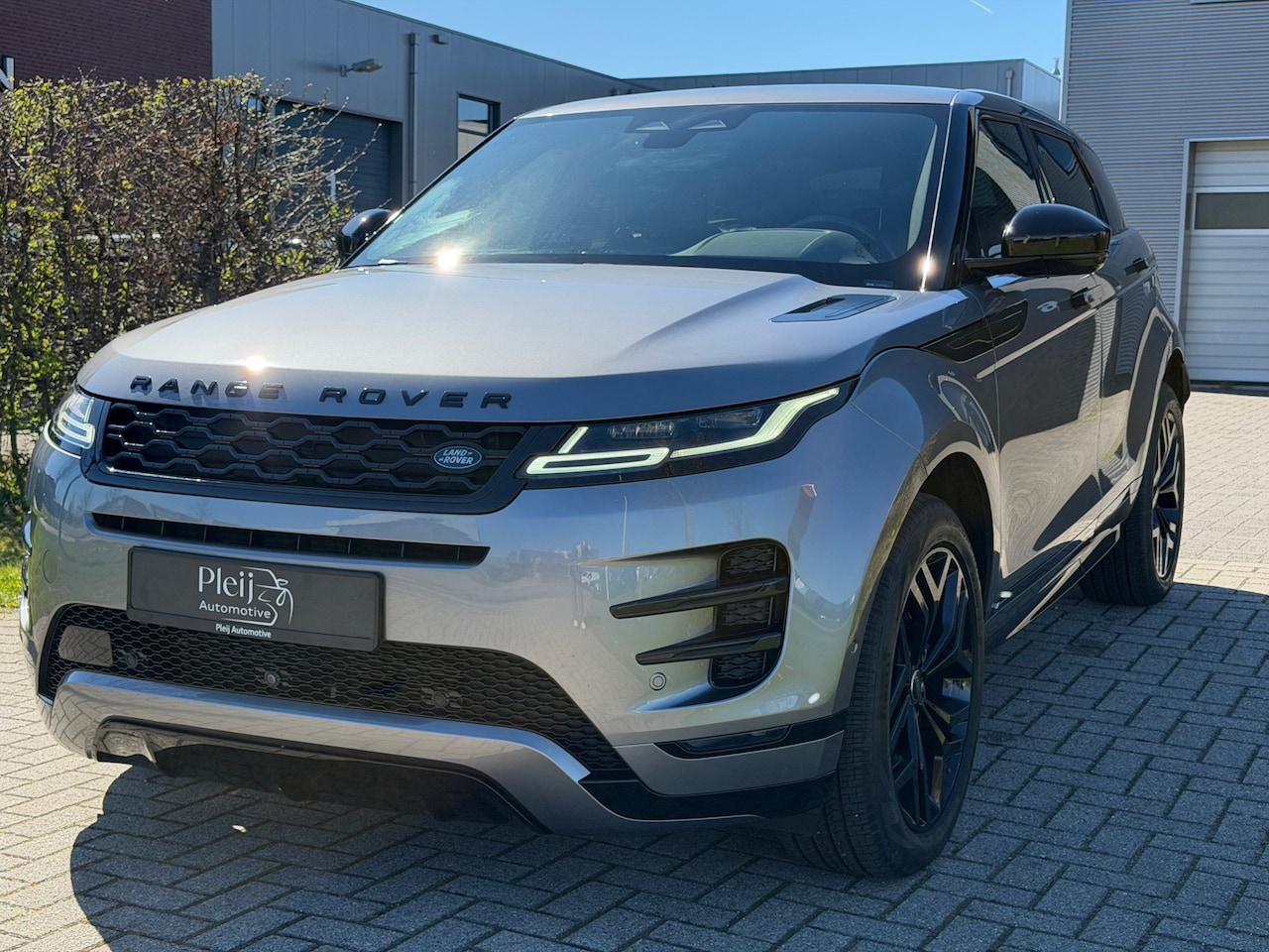 Land Rover Range Rover Evoque - 1.5 P300e AWD R-Dynamic S 1.5 P300e AWD R-Dynamic S - AutoWereld.nl