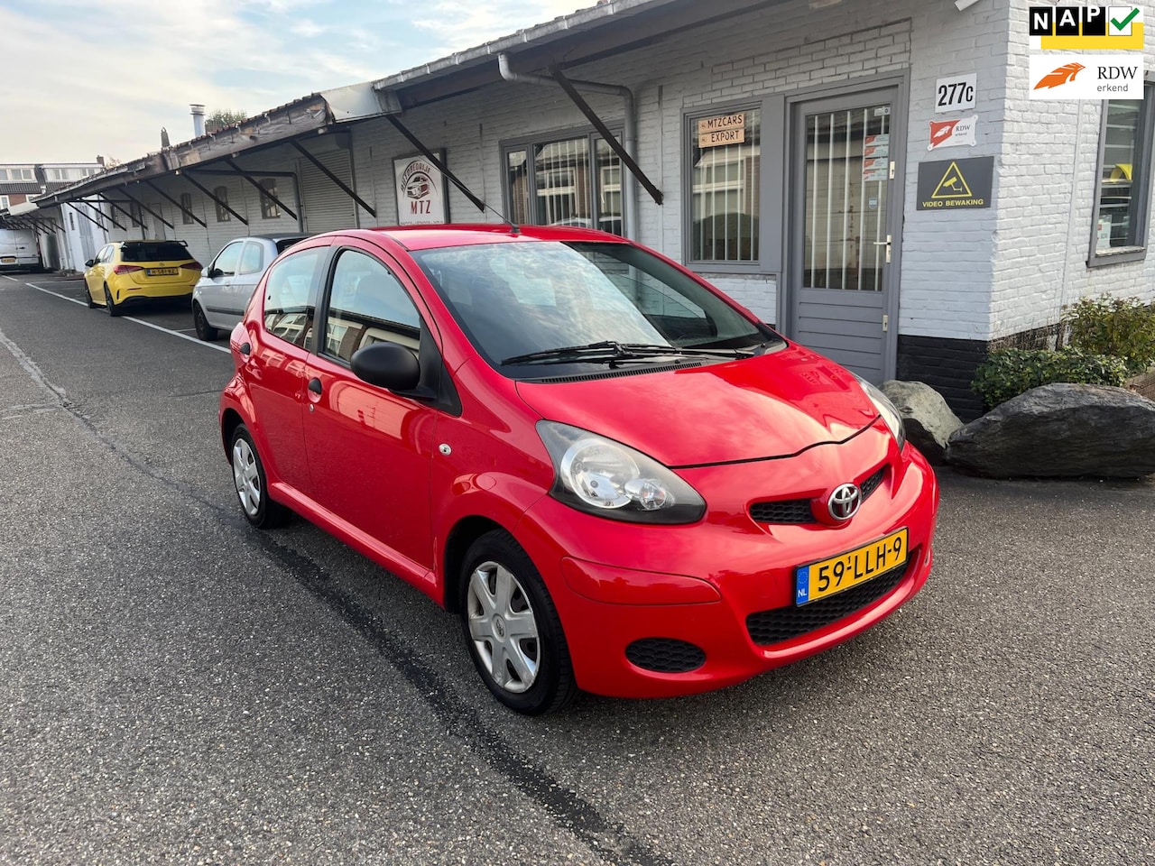 Toyota Aygo - 1.0-12V Access Airco NIEUWE APK - AutoWereld.nl
