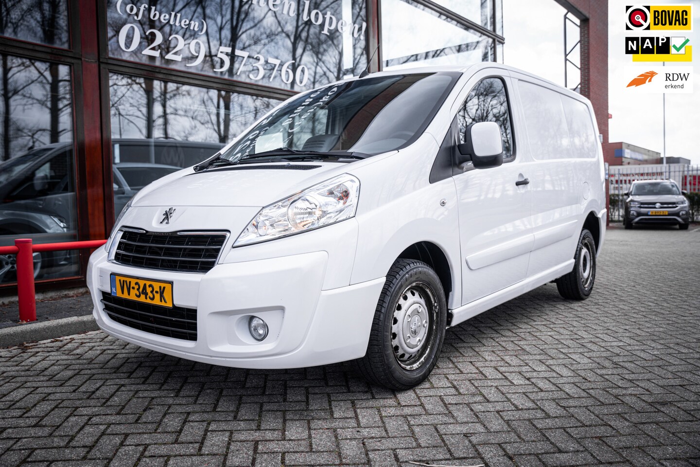 Peugeot Expert - 2.0 HDI 128pk | Lengte 1 | 3 zitplaatsen | Airco | Cruise control | Parkeerhulp | - AutoWereld.nl