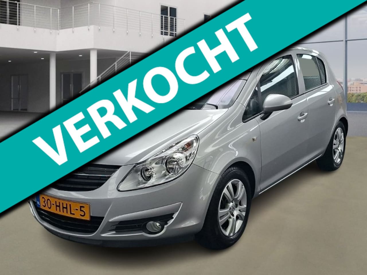 Opel Corsa - 1.2-16V Enjoy Automaat 1e Eig. 17.000 km +NAP NL-auto - AutoWereld.nl