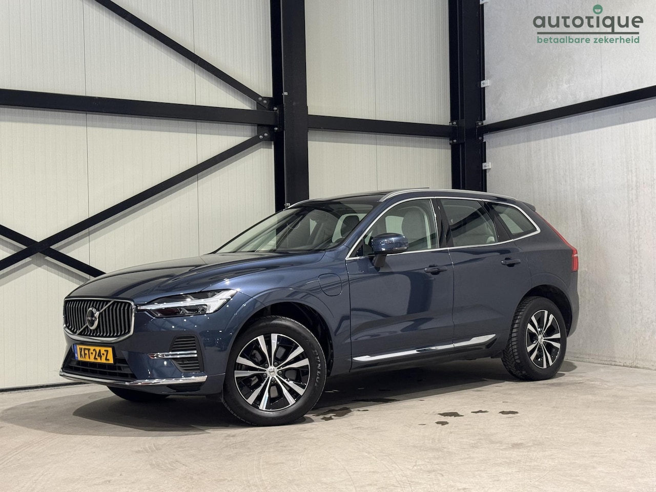 Volvo XC60 - 2.0 Recharge T6 AWD Inscription Expr. | panorama | leder | navi | - AutoWereld.nl