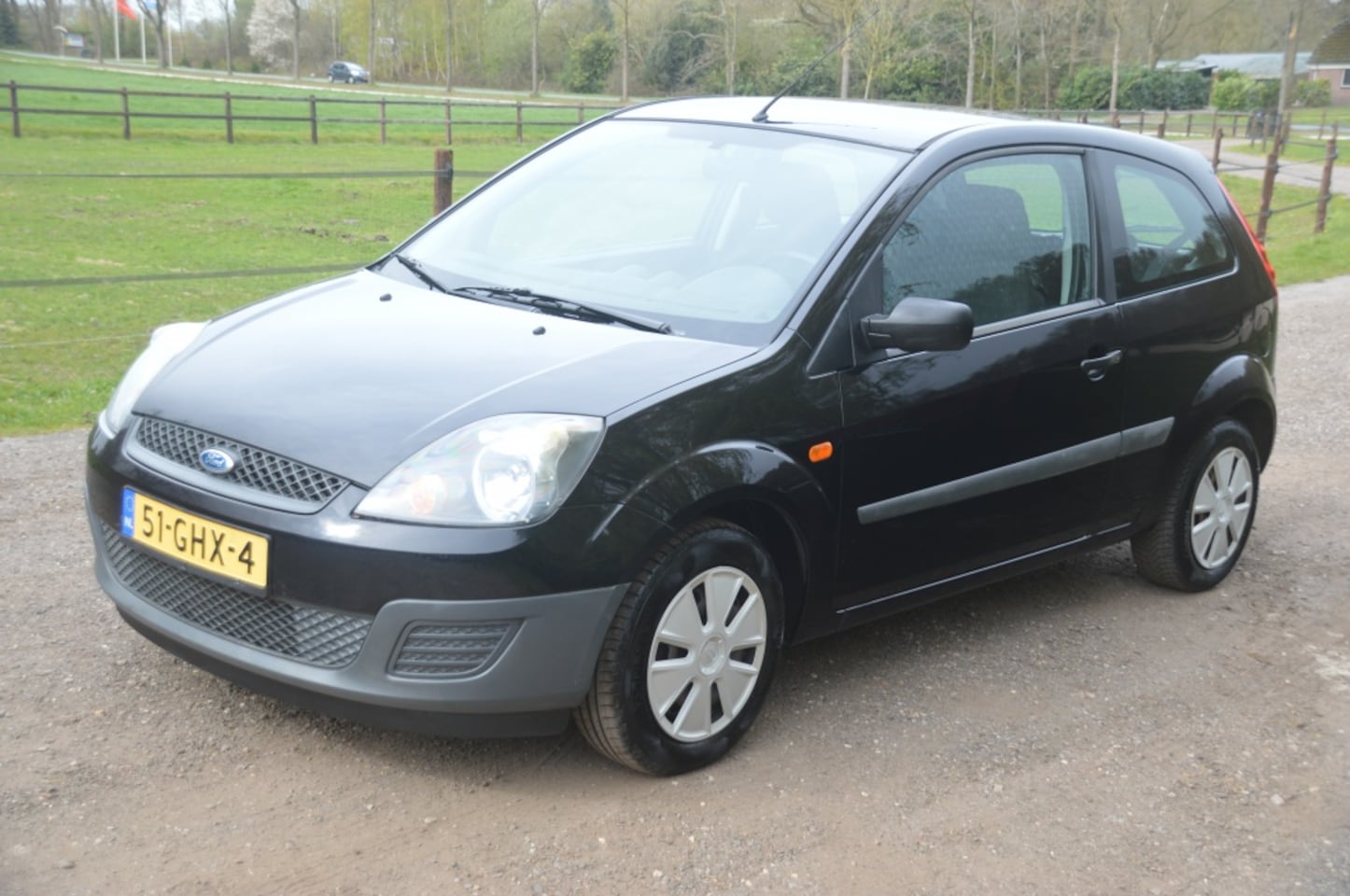 Ford Fiesta - 1.3-8V Cool & Sound Airco APK Maart 2027 - AutoWereld.nl