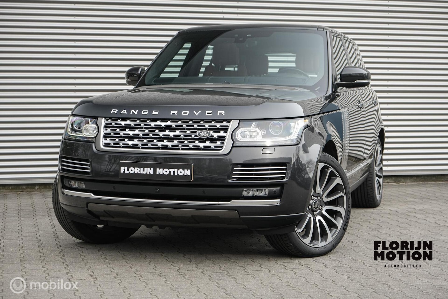 Land Rover Range Rover - 3.0 TDV6 Autobiography | Massage | 360 | Alcantara | Pano | Ambiant | LED | Trekhaak | Sto - AutoWereld.nl