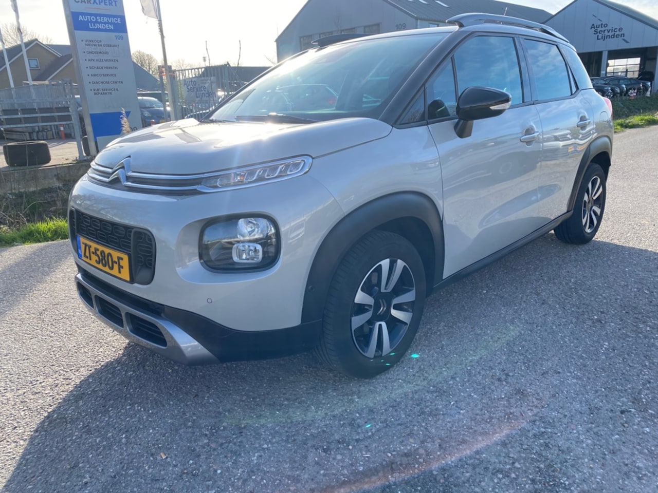 Citroën C3 Aircross - 1.2 PureTech S&S Shine Automaat - AutoWereld.nl