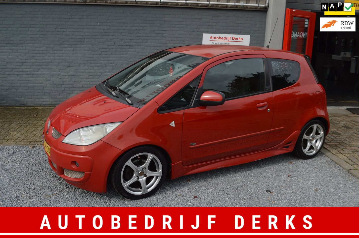 Mitsubishi Colt - 1.3 Heartbeat Airco Stuurbekrachtiging Jaar APK - AutoWereld.nl