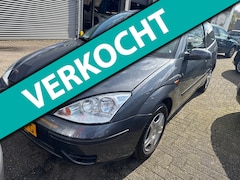 Ford Focus - 1.6-16V Cool Edition AUTOMAAT 109.000 KM
