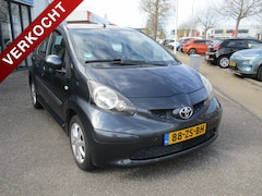 Toyota Aygo - 1.0 5D Plus