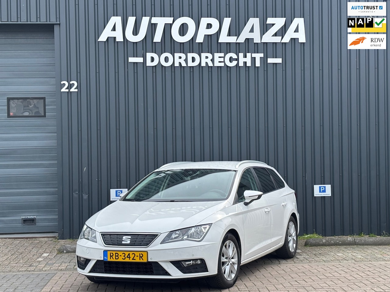 SEAT Leon ST - 1.0 EcoTSI Style Business Intense 1.0 EcoTSI Style Business Intense - AutoWereld.nl