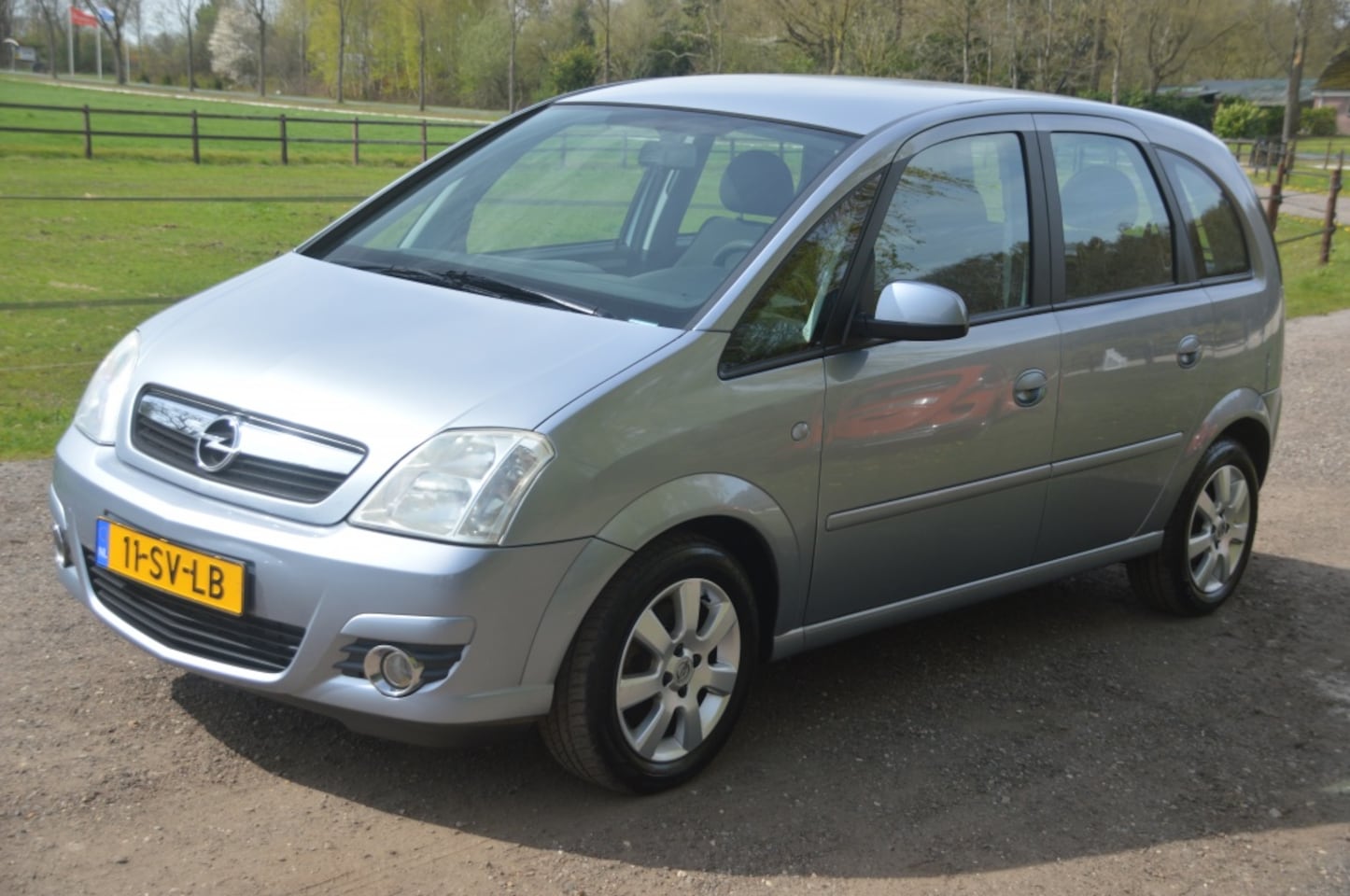 Opel Meriva - 1.6-16V Cosmo Automaat Airco Cruise - AutoWereld.nl