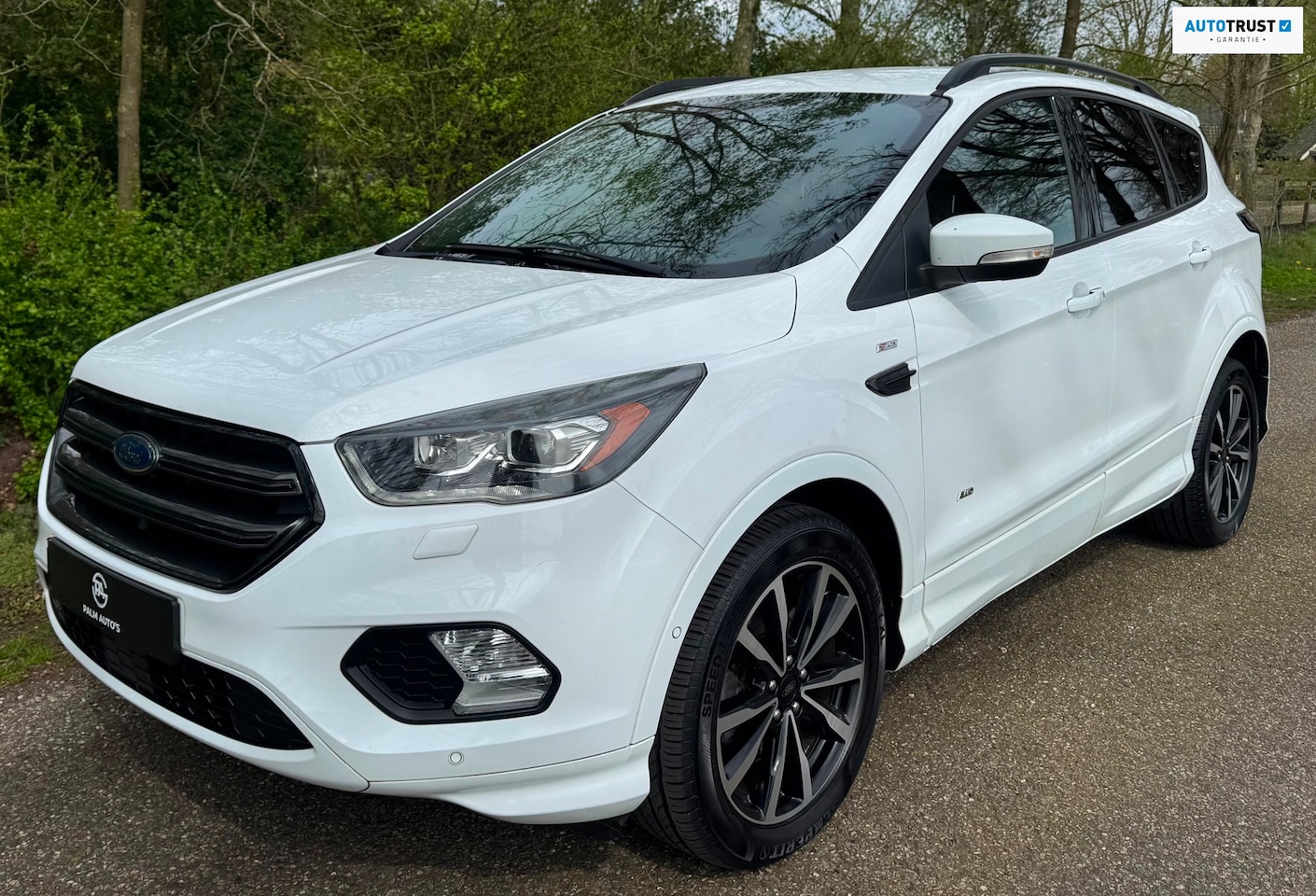 Ford Kuga - 1.5 EcoBoost ST Line 2017 NAVI CAMERA TREKHAAK APPLE CARPLAY - AutoWereld.nl