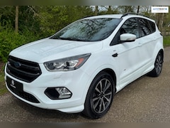 Ford Kuga - 1.5 EcoBoost ST Line 2017 NAVI CAMERA TREKHAAK APPLE CARPLAY
