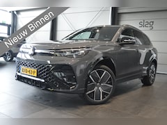 Volkswagen Tiguan - 1.5 eHybrid 3X R-LINE Black Style head up 20 inch 272 pk