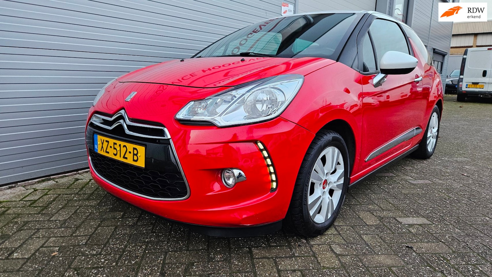 Citroën DS3 - 1.2 VTi So Chic | Apk 01-2027 - AutoWereld.nl