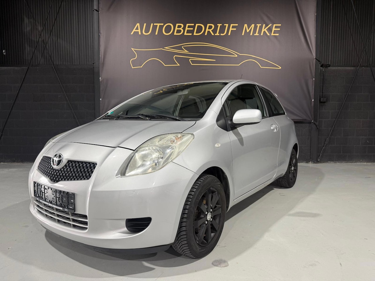 Toyota Yaris - 1.3 VVT-i Terra 1.3 VVTi Terra - AutoWereld.nl