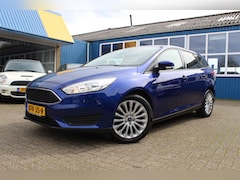Ford Focus Wagon - 1.0i "Trend Edition" Airco - Stoelverwarming - Cruise