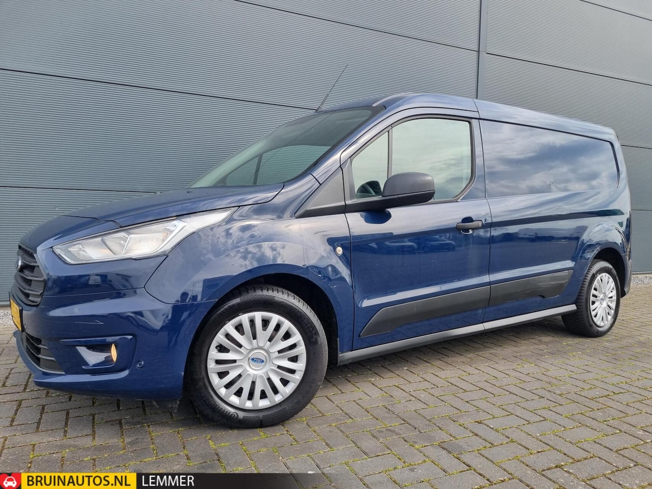 Ford Transit Connect - 1.5 L2 EcoBlue 3-zits Airco Trekhaak 100pk - AutoWereld.nl