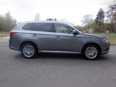 Mitsubishi Outlander - 2.4 DOHC MIVEC PHEV 240pk 4WD Aut CAMERA-PDC-TREKHAAK-BOVAG