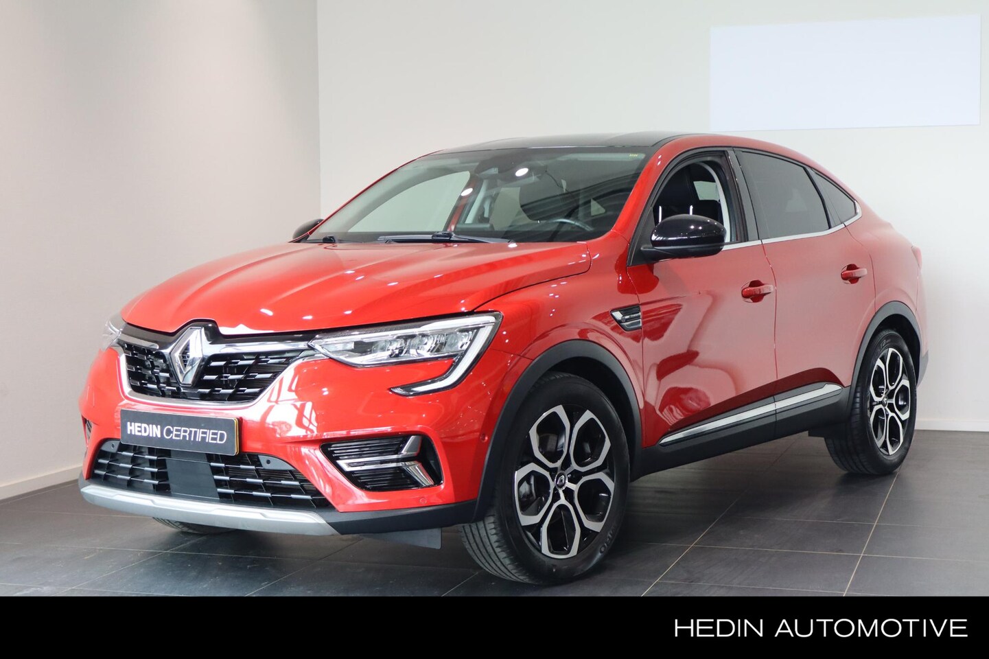 Renault Arkana - 1.6 E-Tech Hybrid 145 Intens | Trekhaak afneembaar | Stoelverwarming | Navigatie | Camera - AutoWereld.nl