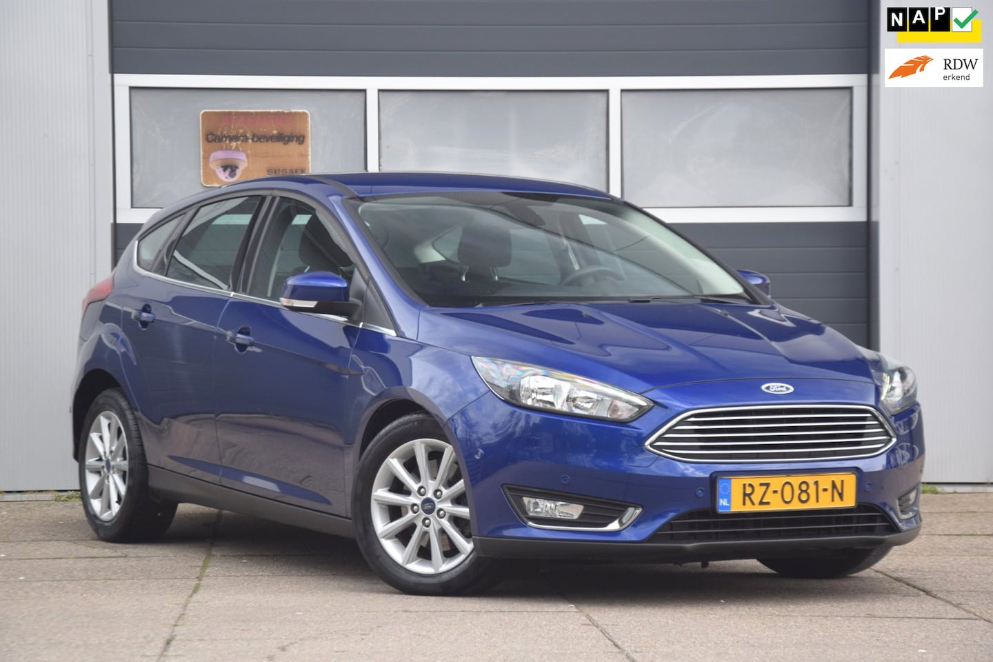 Ford Focus - 1.5 Titanium CAMERA/APPLE CARPLAY/VERWARMDE VOORRUIT - AutoWereld.nl