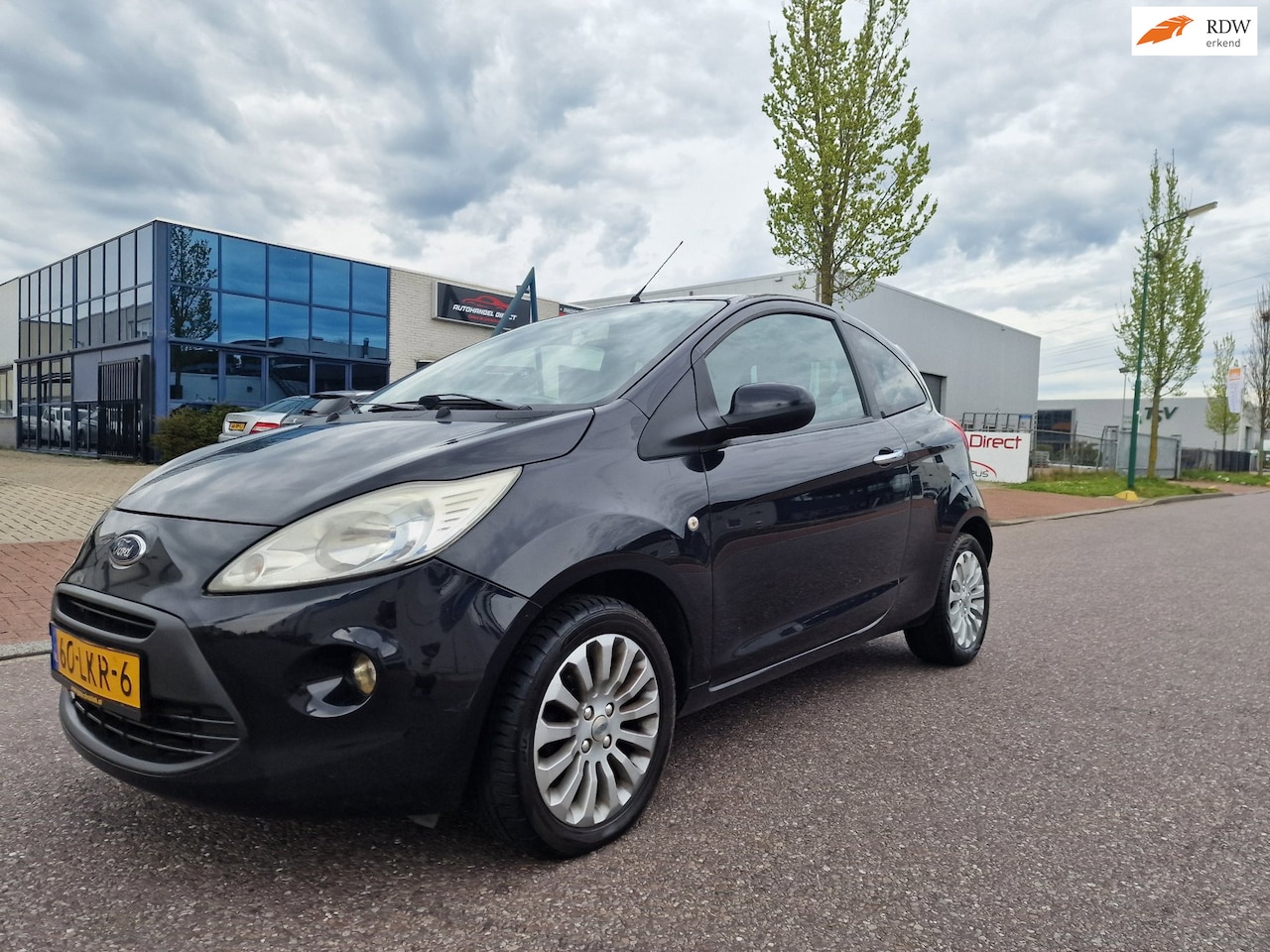 Ford Ka - 1.2 Titanium X NIEUW APK AIRCO 2 X SLEUTELS - AutoWereld.nl