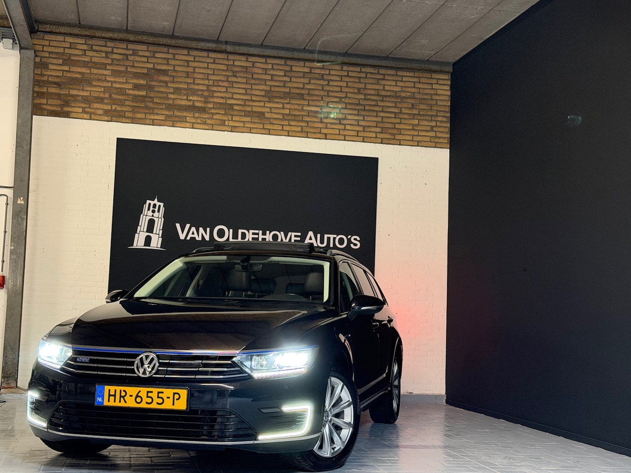 Volkswagen Passat Variant - 1.4 TSI GTE Highline 1.4 TSI GTE Highline - AutoWereld.nl