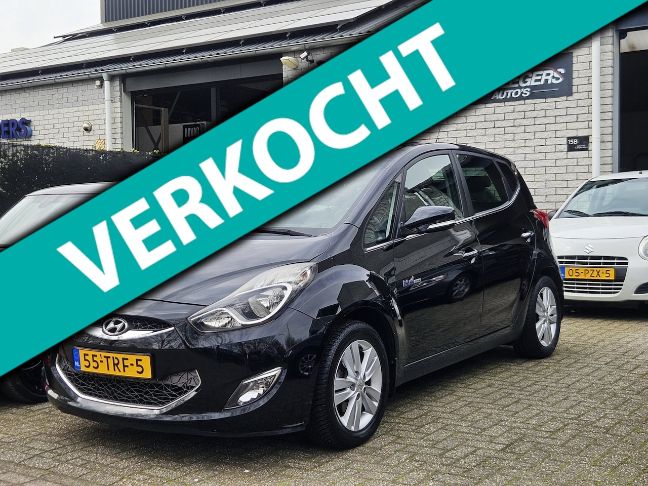 Hyundai ix20 - 1.6i i-Catcher*Panodak*Leder*Nieuwe APK - AutoWereld.nl