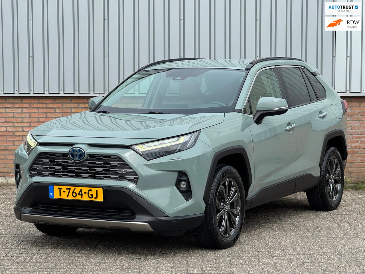 Toyota RAV4 - 2.5 Hybrid AWD Dynamic Facelift/ Leder/ Garantie - AutoWereld.nl