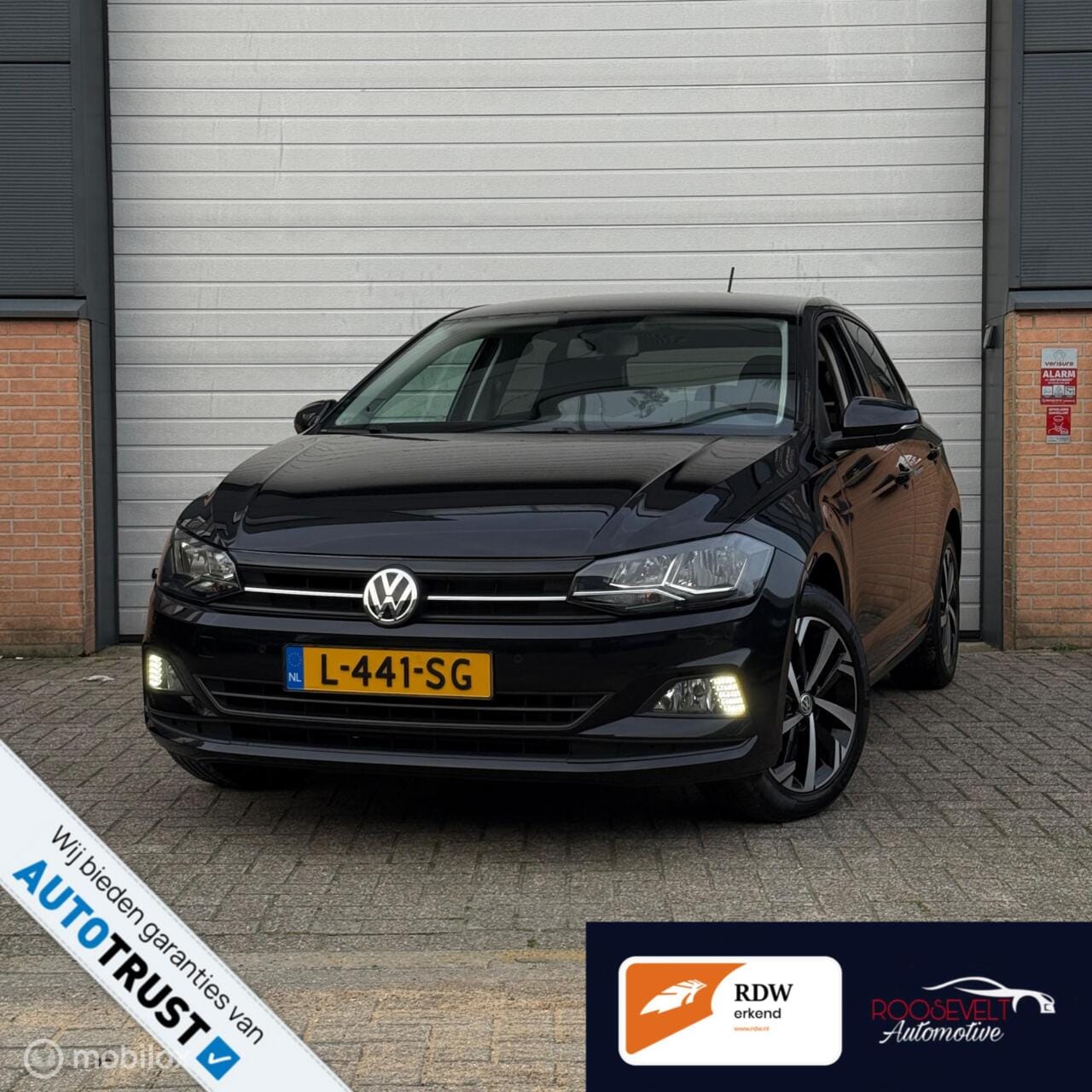 Volkswagen Polo - 1.0 Beats / LAGE KM / STOELVW / TREKHAAK - AutoWereld.nl