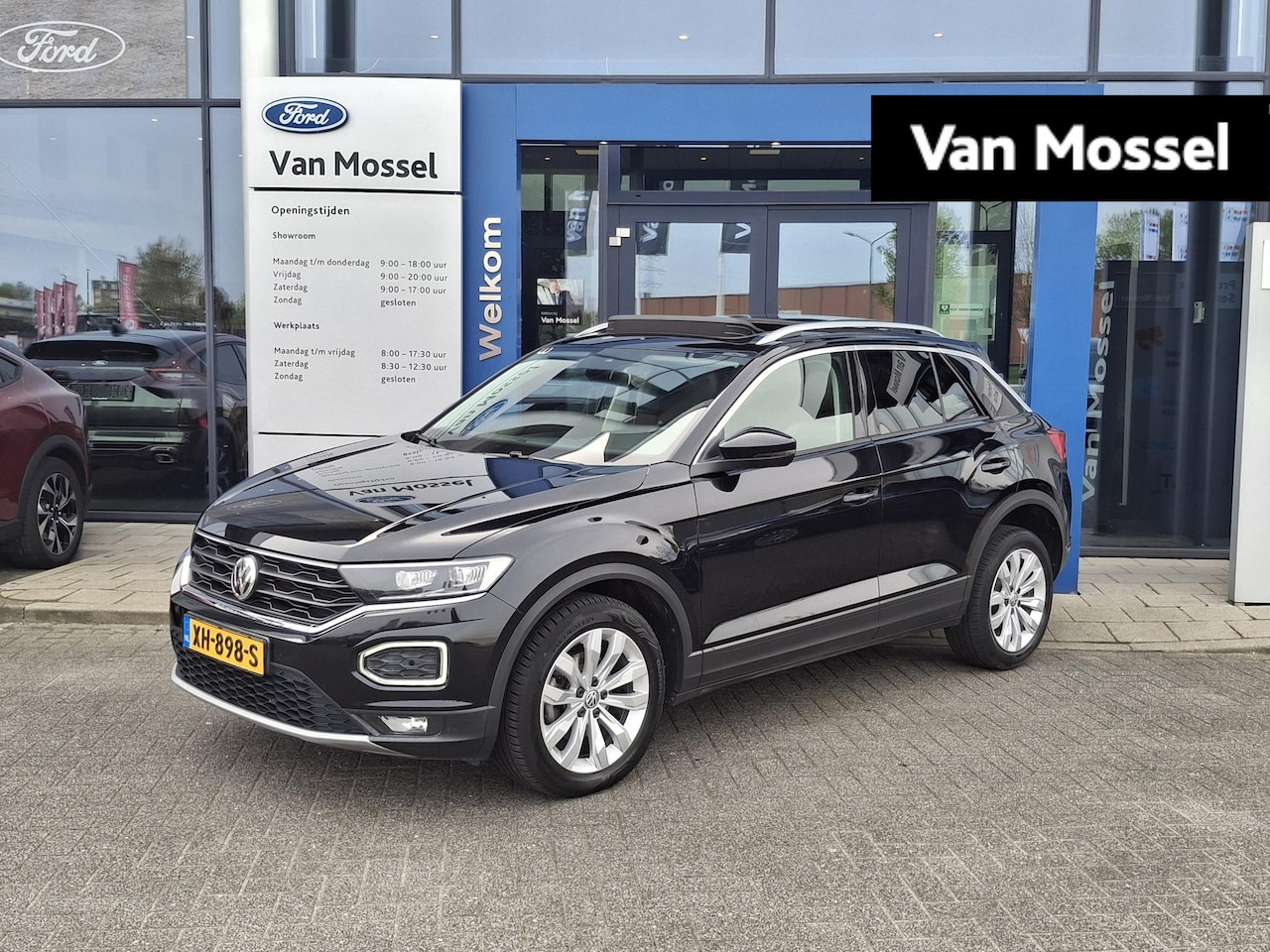 Volkswagen T-Roc - 1.0 TSI Style | Panorama dak | Adaptive Cruise | Half Leder | Stoelverwarming | Elektrisch - AutoWereld.nl