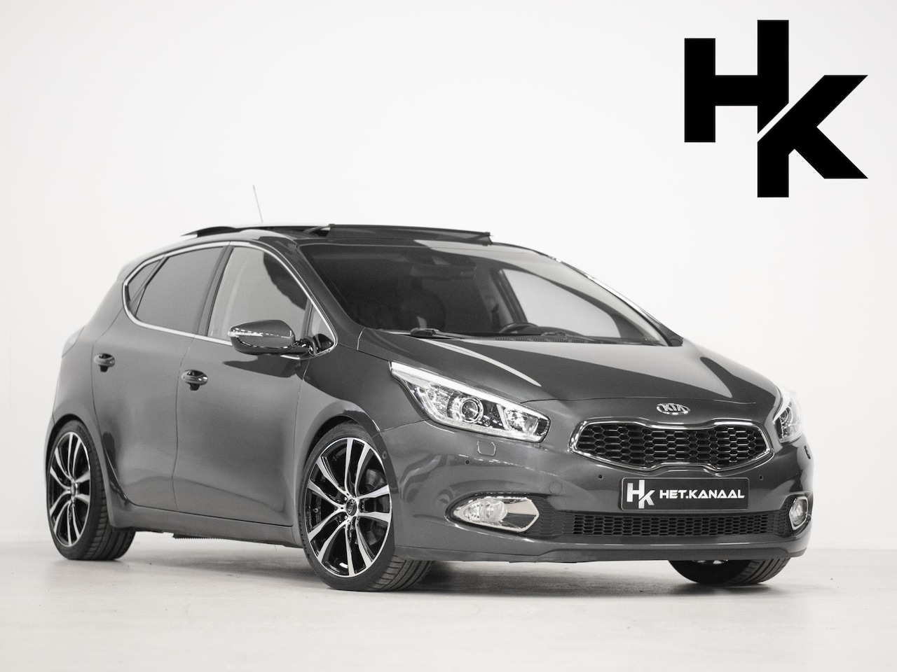 Kia Cee'd - 1.6 GDI Super Pack Premium Pano Stoelv Keyless Memory - AutoWereld.nl