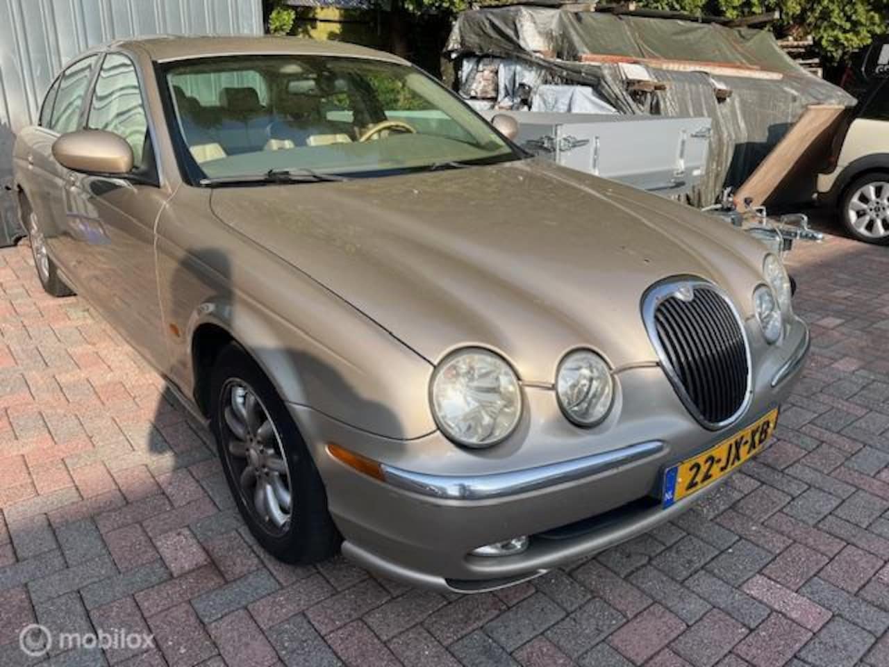 Jaguar S-type - 2.5 V6 Executive AUTO MOET AAN GELAST WORDEN VOOR DE APK ZO MEE HALEN EN BETALEN - AutoWereld.nl