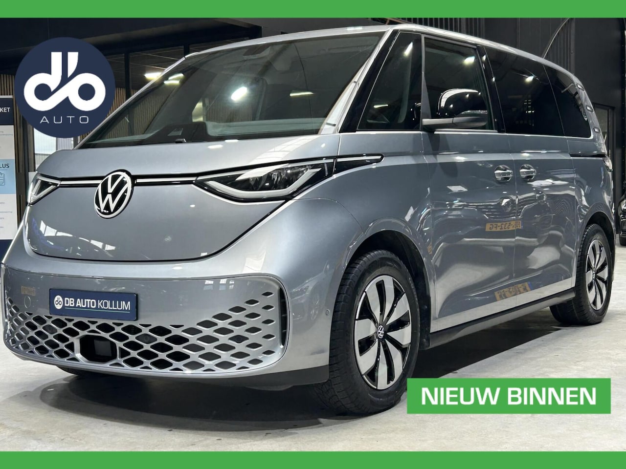 Volkswagen ID. Buzz - Pro Advantage 77 kWh TREKHAAK I STUUR + STOEL VERWARMING I 2X SCHUIFDEUR I CAMERA - AutoWereld.nl
