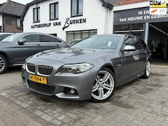 BMW 5-serie Touring - 520i High Executive, Panoramadak, Stoelverwarming, Navigatie, 19 Inch L.M. Velgen