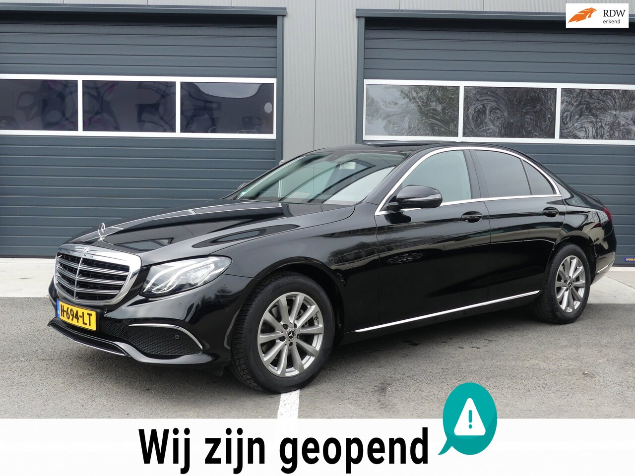 Mercedes-Benz E-klasse - 200 d Automaat / Navigatie / Xenon / LED / Leder / Trekhaak / Unieke Km Stand / Dealer Ond - AutoWereld.nl