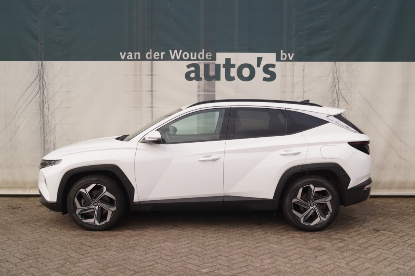 Hyundai Tucson - 1.6 T-GDI PHEV Comfort -NAVI-ECC-CAM-TREKHAAK- - AutoWereld.nl