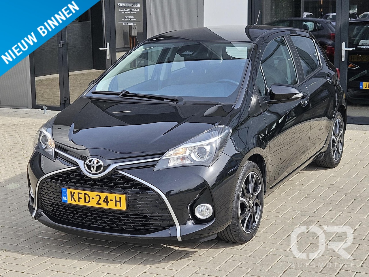 Toyota Yaris - 1.3 VVT-i Lounge Camera Mistl LM16 - AutoWereld.nl