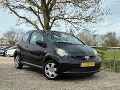 Toyota Aygo - 1.0-12V | 143.000 KM + Airco nu € 2.450,