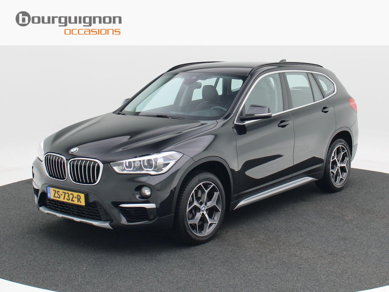 BMW X1 - sDrive20i 192 Pk High Executive | Trekhaak | Leder | Cruise Control | Full LED | Stoelverw - AutoWereld.nl