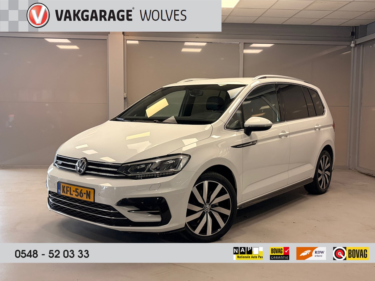 Volkswagen Touran - 1.5 TSI Highline 7p | LEER | LED | 2 x R-LINE | CAMERA | - AutoWereld.nl