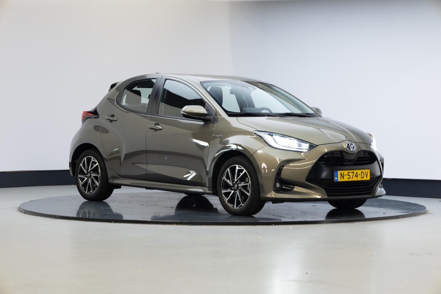 Toyota Yaris - 1.5 Hybrid Dynamic 1.5 Hybrid Dynamic - AutoWereld.nl