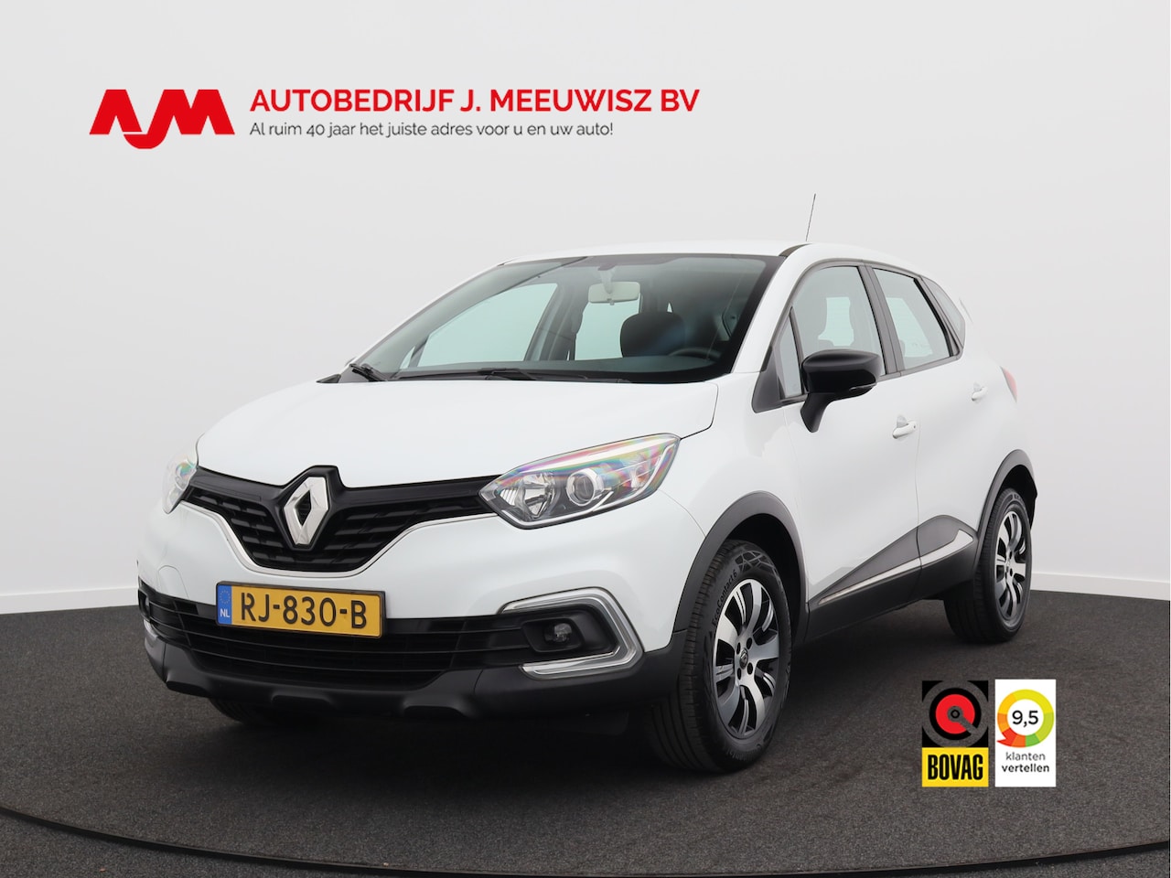 Renault Captur - 0.9 TCe Zen/ lage km/ trekhaak/ zeer mooi! - AutoWereld.nl