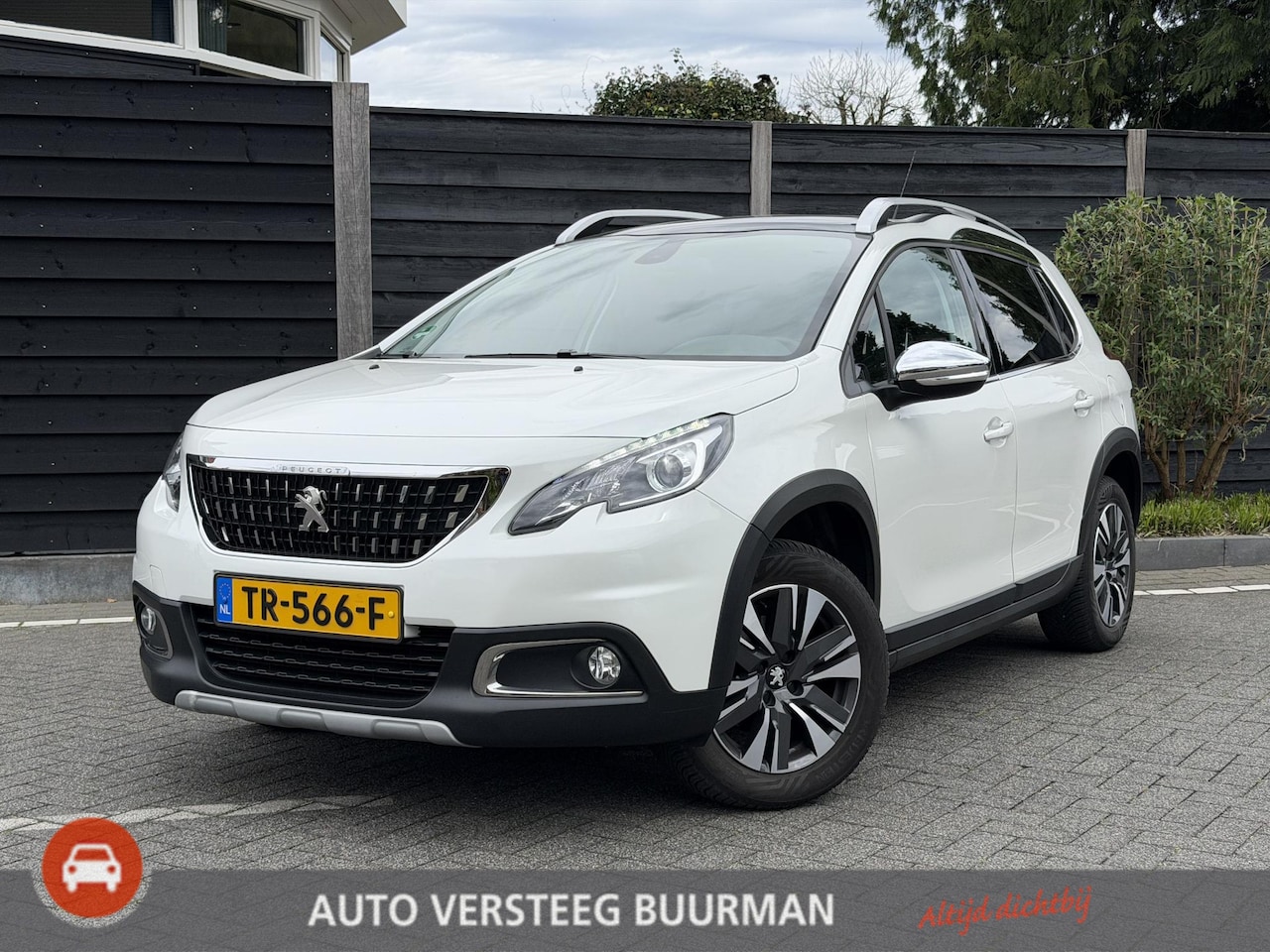Peugeot 2008 - Allure 1.2 PureTech 110PK Navigatie, Achteruitrijcamera, Panoramadak, Parkeersensoren, App - AutoWereld.nl