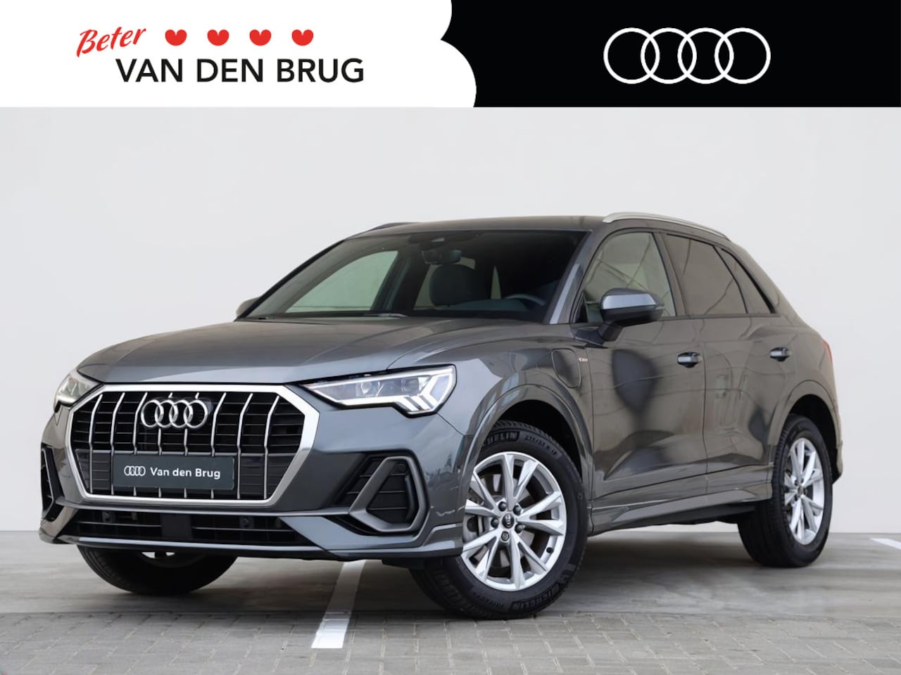 Audi Q3 - 45 TFSI e edition | Achteruitrijcamera | Dodehoekdetectie | Leder | 18'' | - AutoWereld.nl